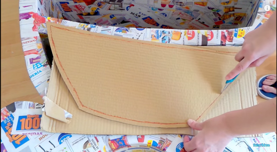 Mueble infantil de cartón